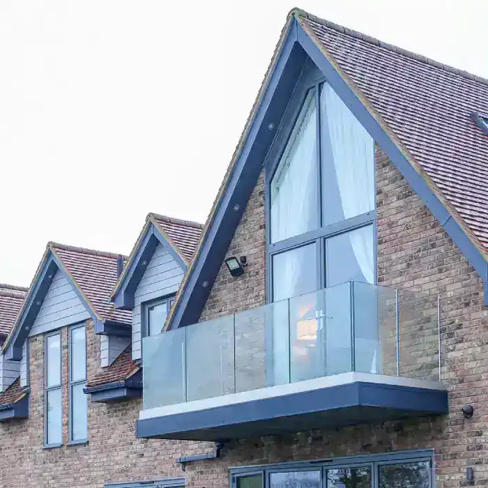 Chigwell-Window-Centre-Alitherm-Smart-400-Windows-Gallery-Image-1.webp